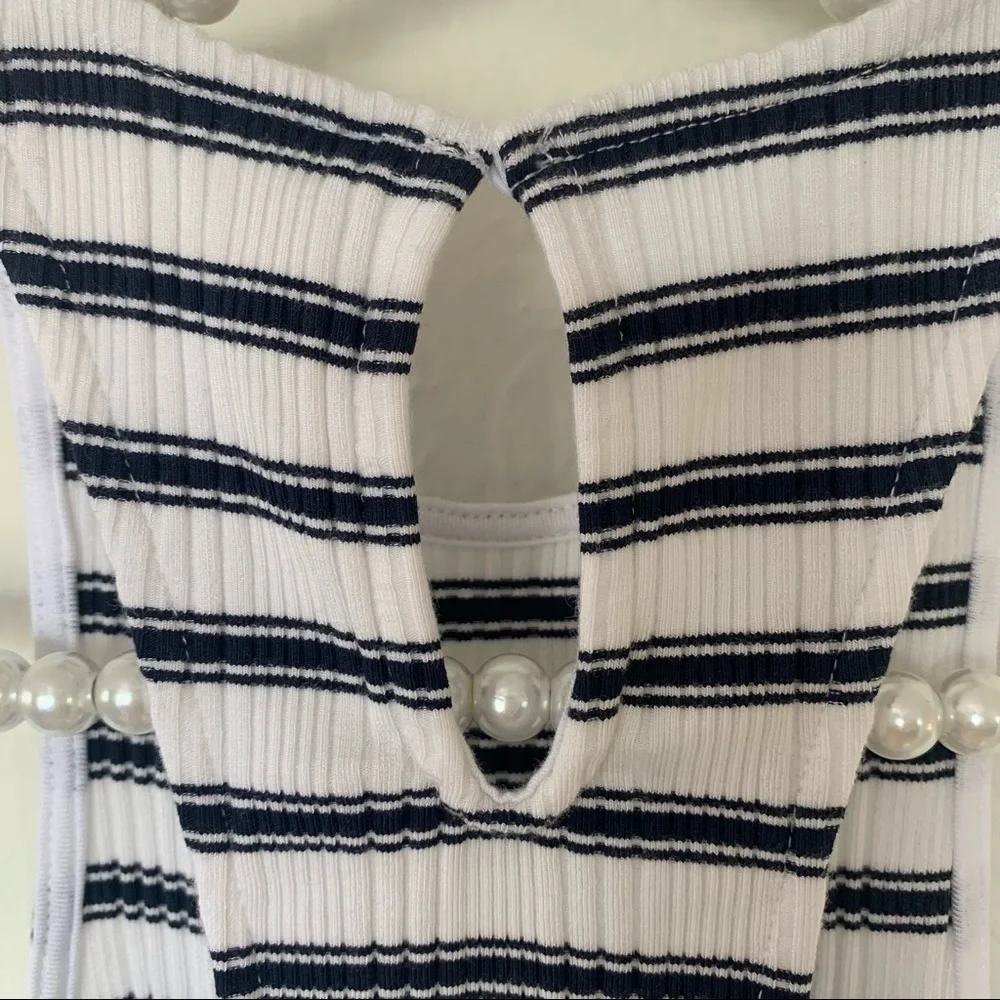 Frame Racerback Keyhole Tank - Picture 10 of 12